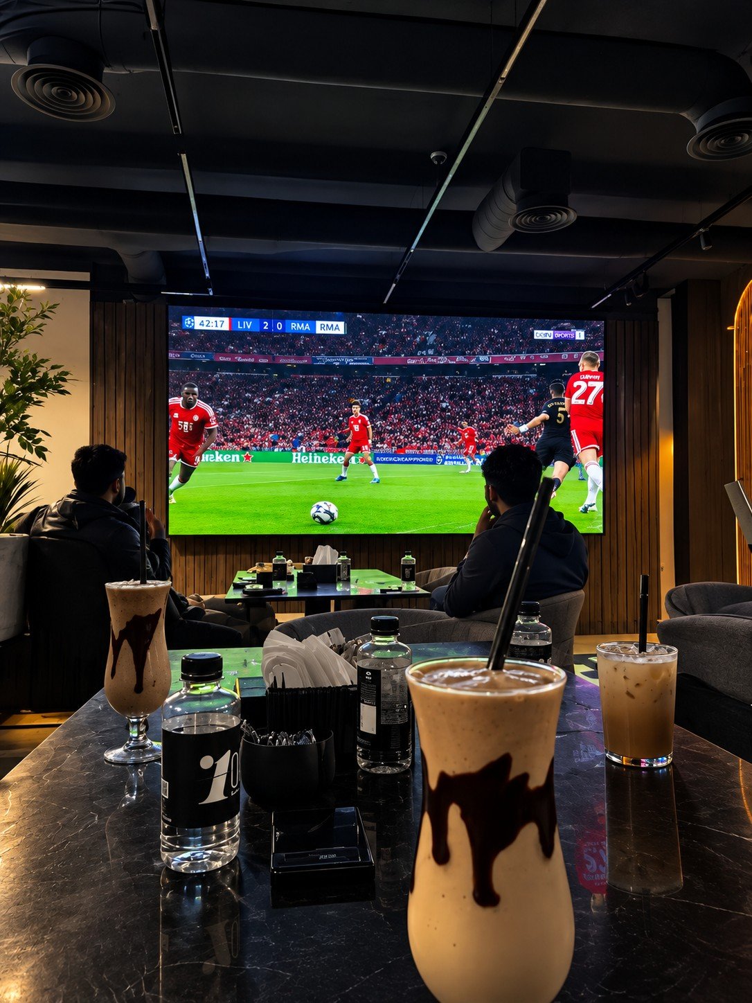 I One Cafe football match screen